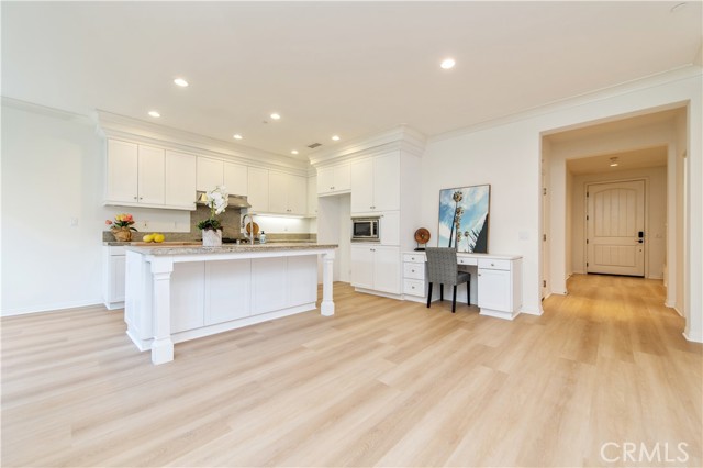 27 Maycrest, Irvine CA: https://media.crmls.org/medias/f3e45d3c-adc1-41b7-809e-5b480775e996.jpg