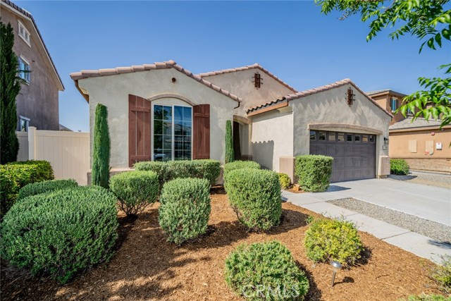 Detail Gallery Image 2 of 19 For 1060 Fortuna St, Perris,  CA 92571 - 3 Beds | 2 Baths