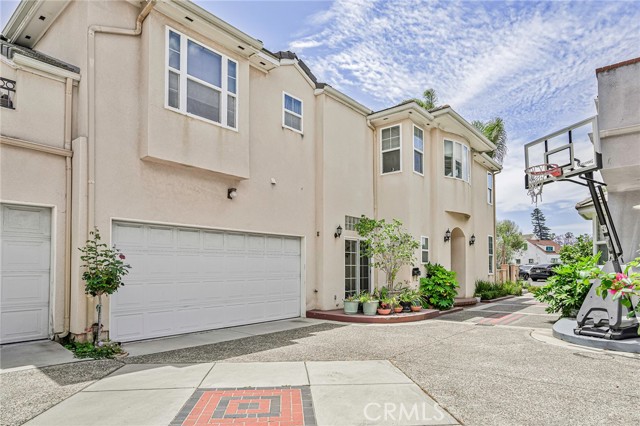 Detail Gallery Image 5 of 36 For 1034 Isabella Ave, Coronado,  CA 92118 - 6 Beds | 5/1 Baths