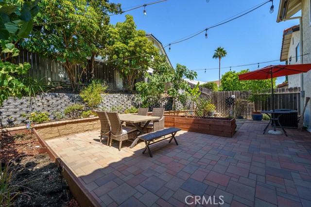 24161 Kathy Avenue, Lake Forest CA: https://media.crmls.org/medias/f3e63711-e86e-4424-a412-55455a3dd059.jpg