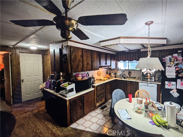 Detail Gallery Image 3 of 3 For 26881 Alessandro Blvd #103,  Moreno Valley,  CA 92555 - 2 Beds | 3 Baths