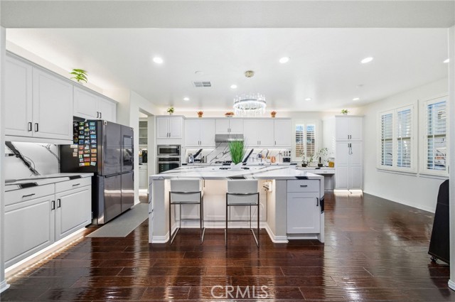 Detail Gallery Image 23 of 74 For 35409 Summerholly Ln, Murrieta,  CA 92563 - 6 Beds | 4/1 Baths