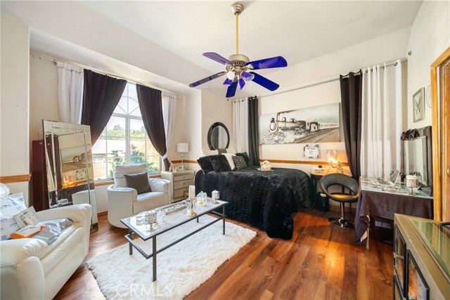 Detail Gallery Image 43 of 57 For 15562 Bronco, Canyon Country,  CA 91387 - 4 Beds | 4 Baths