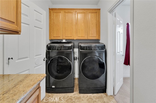 Detail Gallery Image 14 of 34 For 8720 Greasewood Ln, Victorville,  CA 92392 - 4 Beds | 2 Baths