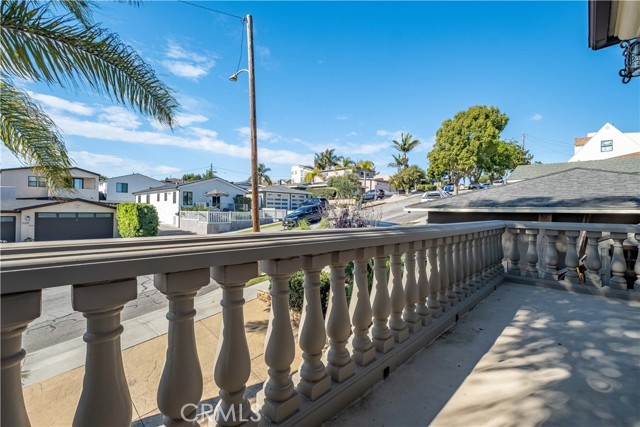 516 Penn, El Segundo CA: https://media.crmls.org/medias/f3e9065a-db59-4b97-a6f9-a1f455646fc5.jpg