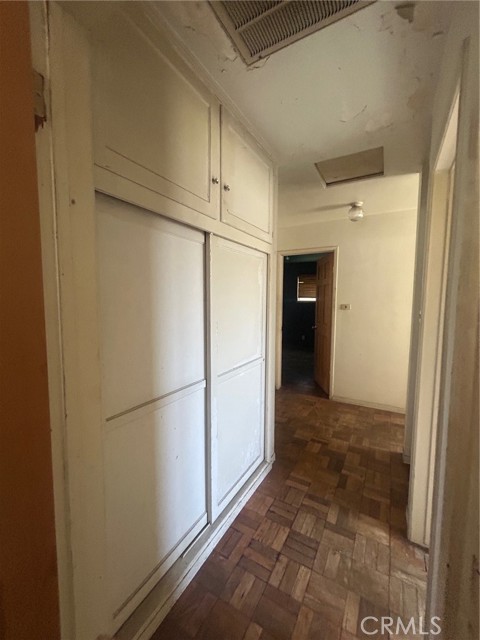 11818 Graystone, Norwalk CA: https://media.crmls.org/medias/f3e90798-e1ca-4b3f-87c5-5d6f16075b11.jpg