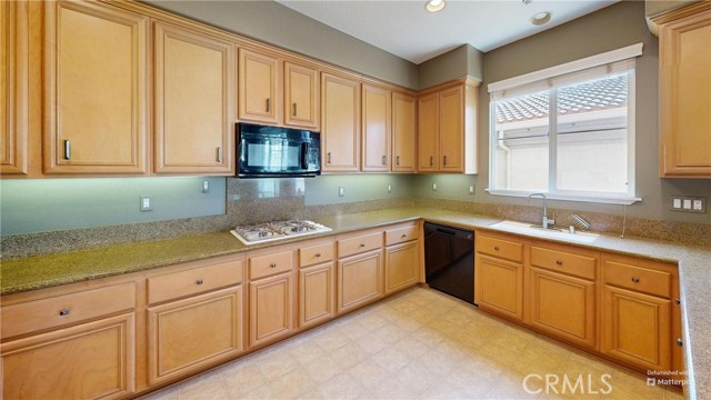 Detail Gallery Image 33 of 41 For 4322 Waterside Ln, Oxnard,  CA 93035 - 4 Beds | 2/1 Baths