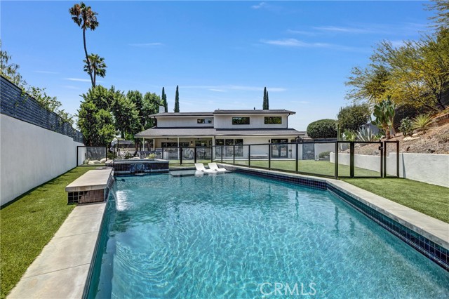 Detail Gallery Image 1 of 36 For 20351 Alerion Pl, Woodland Hills,  CA 91364 - 4 Beds | 2/1 Baths
