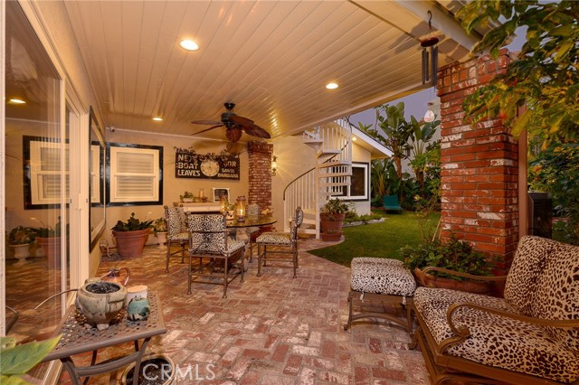Detail Gallery Image 34 of 56 For 16312 Spartan Cir, Huntington Beach,  CA 92649 - 3 Beds | 4 Baths