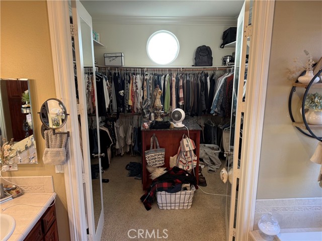 30610 Early Round Drive, Canyon Lake CA: https://media.crmls.org/medias/f3ea81a5-c74c-4581-b5e7-29119931aa64.jpg