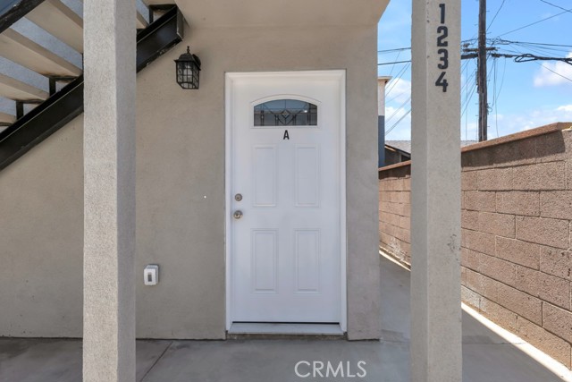 1234 W 89th Street, Los Angeles CA: https://media.crmls.org/medias/f3ea8cf7-cdac-4132-aefc-9b95cc57f389.jpg