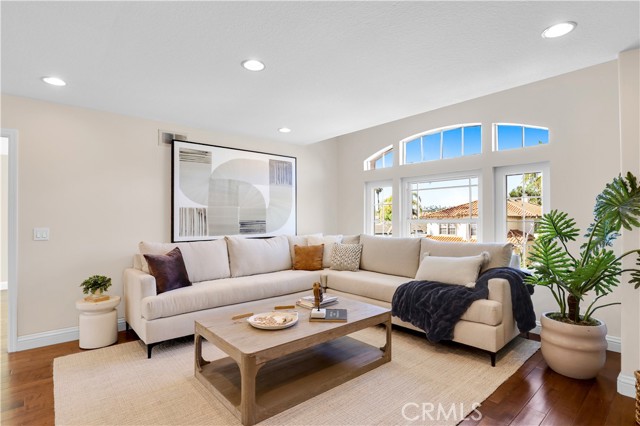 Detail Gallery Image 41 of 59 For 10 Glastonbury, Laguna Niguel,  CA 92677 - 4 Beds | 3/1 Baths