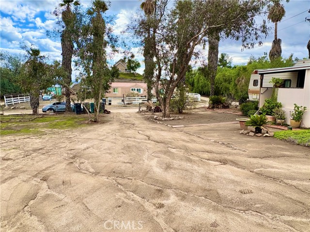 Detail Gallery Image 11 of 32 For 33510 Beverly, Hemet,  CA 92545 - – Beds | – Baths