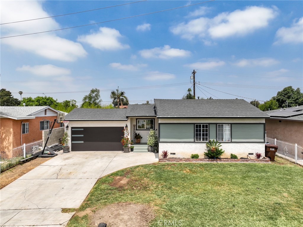 1633 N Stimson Avenue