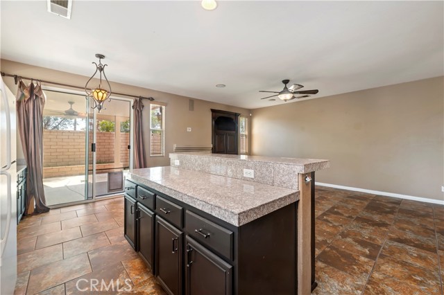 Detail Gallery Image 12 of 26 For 31139 Little Camille Way, Menifee,  CA 92584 - 5 Beds | 2 Baths