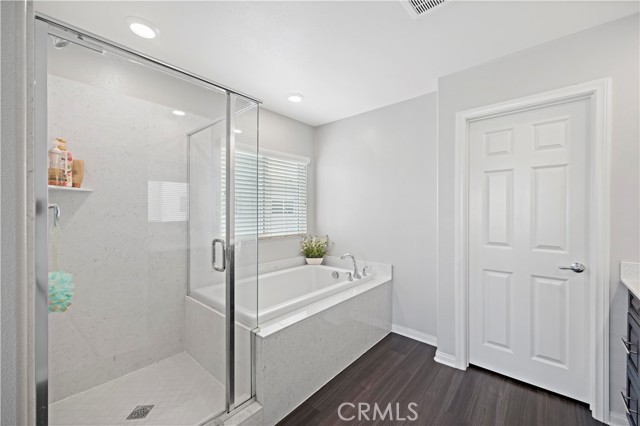 Detail Gallery Image 18 of 37 For 14404 Kiwi Ln #6,  Gardena,  CA 90247 - 4 Beds | 3/1 Baths