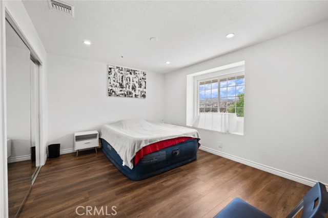 Detail Gallery Image 25 of 41 For 31373 Angeles Forest, Palmdale,  CA 93550 - 4 Beds | 3 Baths
