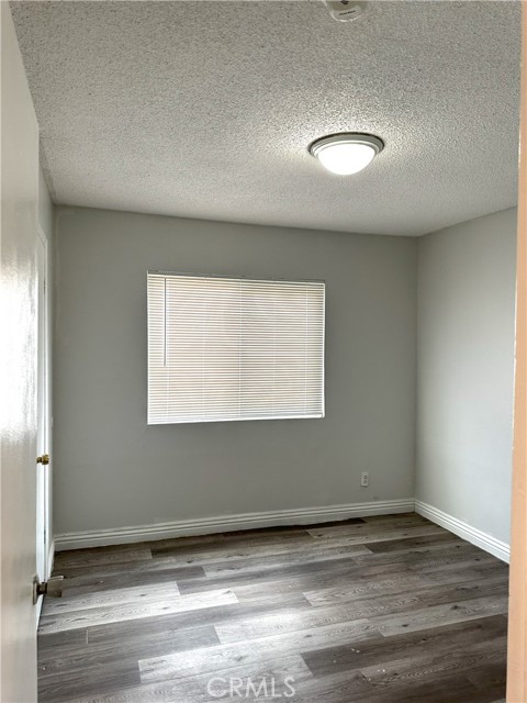 Detail Gallery Image 5 of 27 For 8616 N Loop Bld #2,  California City,  CA 93505 - 2 Beds | 1 Baths