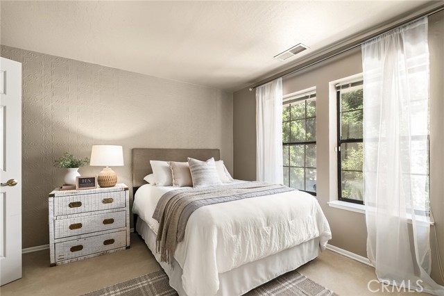 4680 Songbird, Chico CA: https://media.crmls.org/medias/f3f183dc-bf30-44ab-8b4d-6505b885b040.jpg