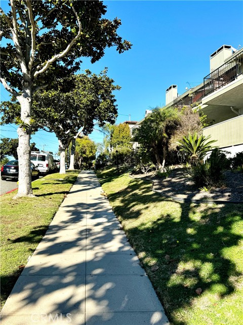 222 Irena Avenue, Redondo Beach, California 90277, 2 Bedrooms Bedrooms, ,1 BathroomBathrooms,Residential,Sold,Irena,PW24015262
