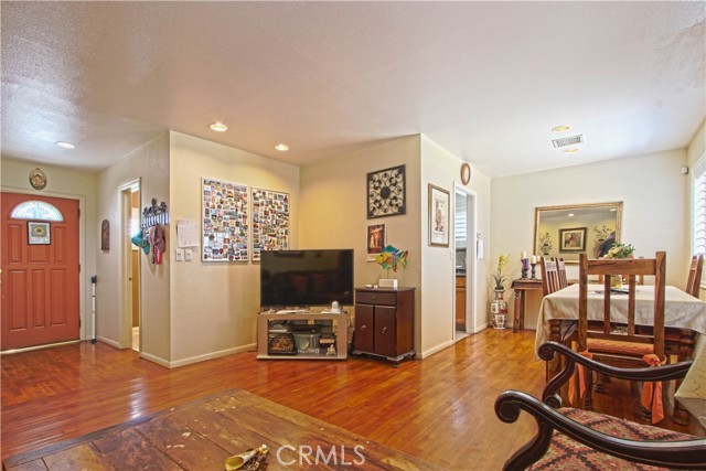 Image 4 of 21 For 17829 Burton Street