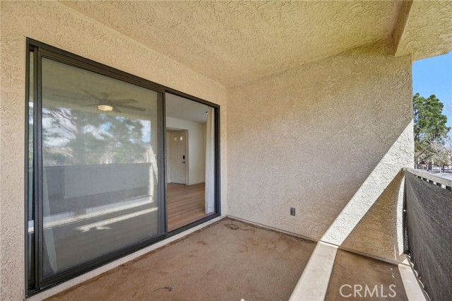 Detail Gallery Image 33 of 38 For 2554 Olive Dr #66,  Palmdale,  CA 93550 - 2 Beds | 2 Baths