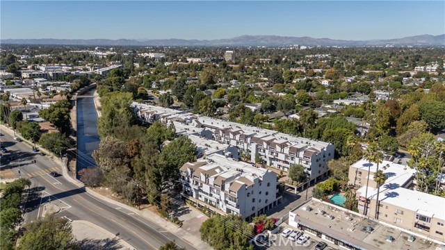 Detail Gallery Image 31 of 46 For 13331 Moorpark St #319,  Sherman Oaks,  CA 91423 - 2 Beds | 2 Baths