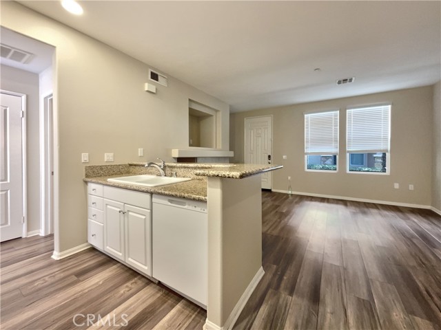 Detail Gallery Image 20 of 23 For 30505 Canyon Hills Rd #703,  Lake Elsinore,  CA 92532 - 2 Beds | 2/1 Baths