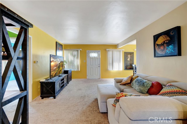 Detail Gallery Image 4 of 22 For 6050 Briercrest Ave, Lakewood,  CA 90713 - 3 Beds | 1 Baths