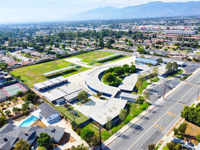 512 S Barranca Street, West Covina CA: https://media.crmls.org/medias/f3f391ea-5f45-4bf5-a400-ac5b380238ff.jpg