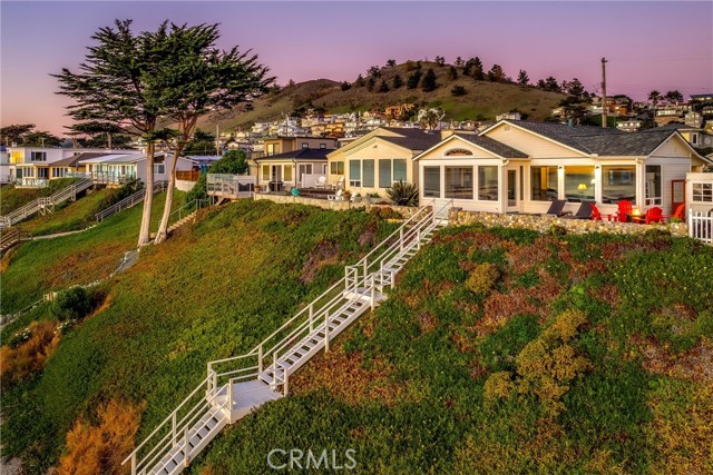 Detail Gallery Image 6 of 54 For 2850 Studio, Cayucos,  CA 93430 - 3 Beds | 2 Baths