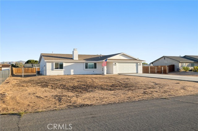 Detail Gallery Image 2 of 36 For 22717 Itasca Rd, Apple Valley,  CA 92308 - 3 Beds | 2 Baths