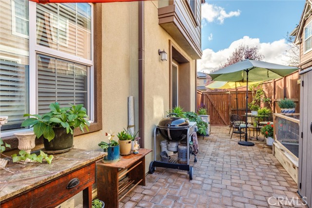9151 Pato Lane, Atascadero CA: https://media.crmls.org/medias/f3f47494-c59c-44a5-aa17-1bf6e7ae8761.jpg