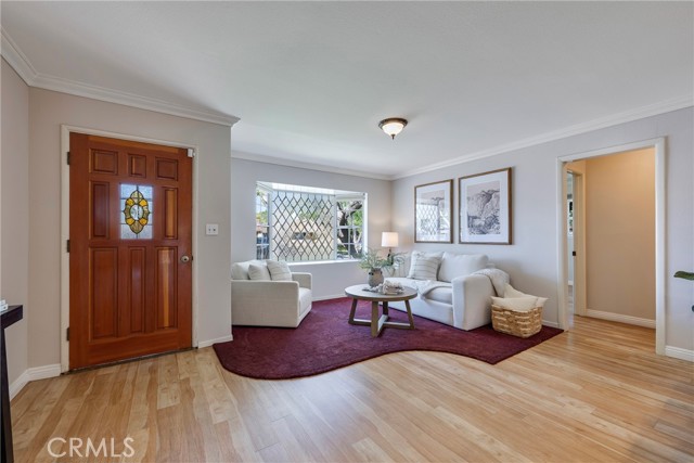 Detail Gallery Image 7 of 38 For 2404 W Ash Ave, Fullerton,  CA 92833 - 3 Beds | 2 Baths