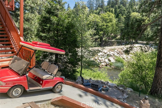 781 Brentwood Drive, Lake Arrowhead CA: https://media.crmls.org/medias/f3f5aa2a-2a80-4ff0-82d1-59493573c9fc.jpg