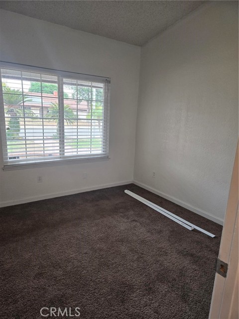 Detail Gallery Image 11 of 19 For 1022 Sunset, Rialto,  CA 92376 - 3 Beds | 2 Baths