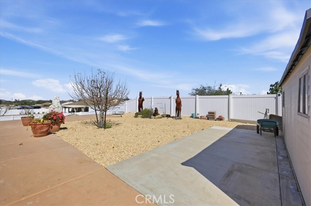 25508 Beth, Menifee CA: https://media.crmls.org/medias/f3f60cba-b5cc-466e-9f0e-1b29a8b0cfa7.jpg