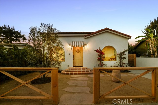 Detail Gallery Image 1 of 1 For 5209 Baltimore St, Los Angeles,  CA 90042 - 3 Beds | 3 Baths