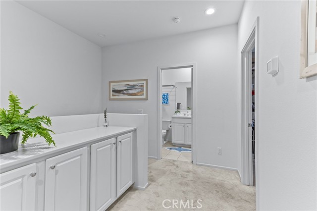 Detail Gallery Image 12 of 36 For 2350 S via Esplanade #31,  Ontario,  CA 91762 - 3 Beds | 2/1 Baths