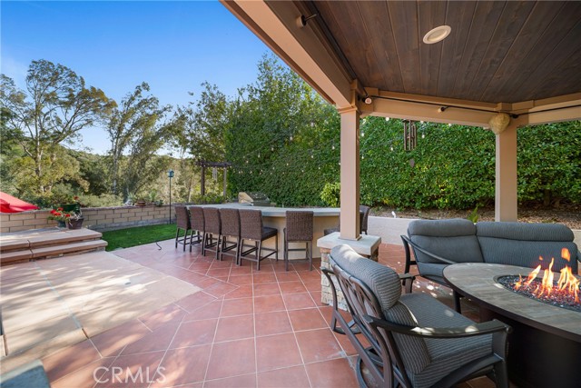 Detail Gallery Image 45 of 67 For 24224 Creekside Dr, Newhall,  CA 91321 - 5 Beds | 3 Baths