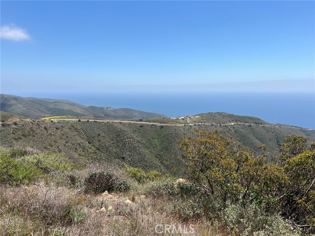 Detail Gallery Image 15 of 32 For 9533 Deer Creek Rd, Malibu,  CA 90265 - – Beds | – Baths