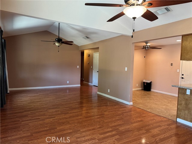 Detail Gallery Image 4 of 19 For 1353 Villa Dr, Merced,  CA 95340 - 3 Beds | 2 Baths