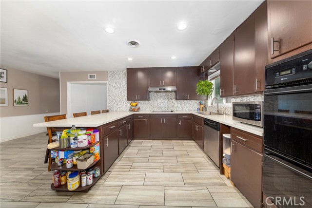 Detail Gallery Image 10 of 47 For 22892 Palm Ave, Grand Terrace,  CA 92313 - 4 Beds | 1/1 Baths