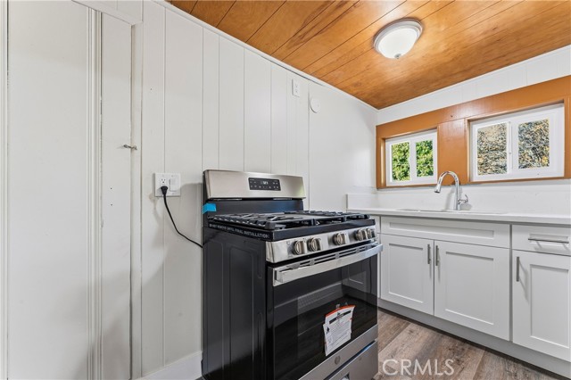 Detail Gallery Image 39 of 48 For 22849 Juniper, Crestline,  CA 92325 - 4 Beds | 3 Baths