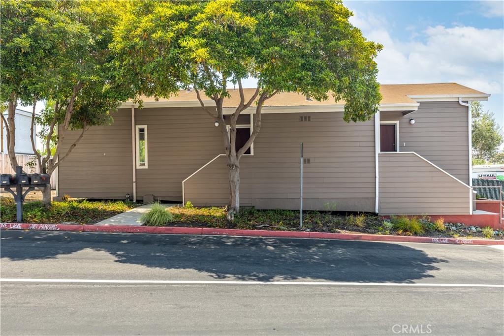 103 Fontana Avenue