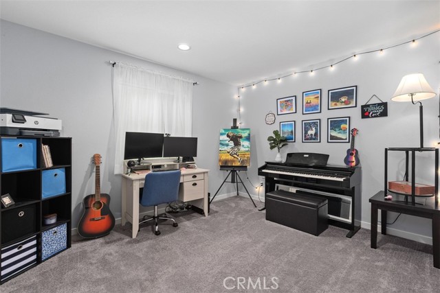 Detail Gallery Image 33 of 54 For 27482 Basalt, Moreno Valley,  CA 92555 - 4 Beds | 2/1 Baths