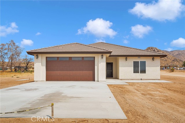 15521 Laguna Seca, Apple Valley, CA 92307