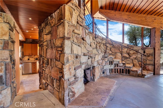 Detail Gallery Image 51 of 75 For 55290 Flying Tigers Road Rd, Pioneertown,  CA 92268 - 4 Beds | 3 Baths