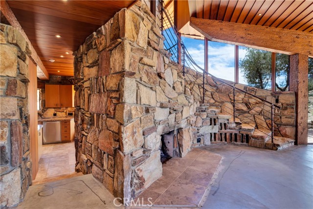 Detail Gallery Image 51 of 75 For 55290 Flying Tigers Road Rd, Pioneertown,  CA 92268 - 4 Beds | 3 Baths