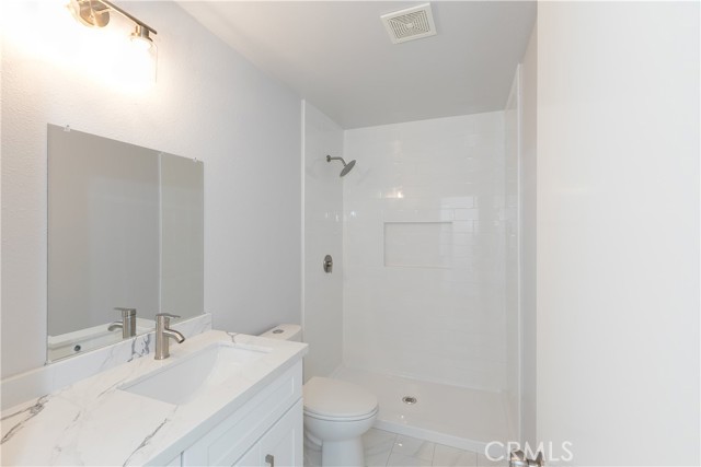 Detail Gallery Image 17 of 26 For 1485 W Cerritos Ave #8,  Anaheim,  CA 92802 - 3 Beds | 2/1 Baths